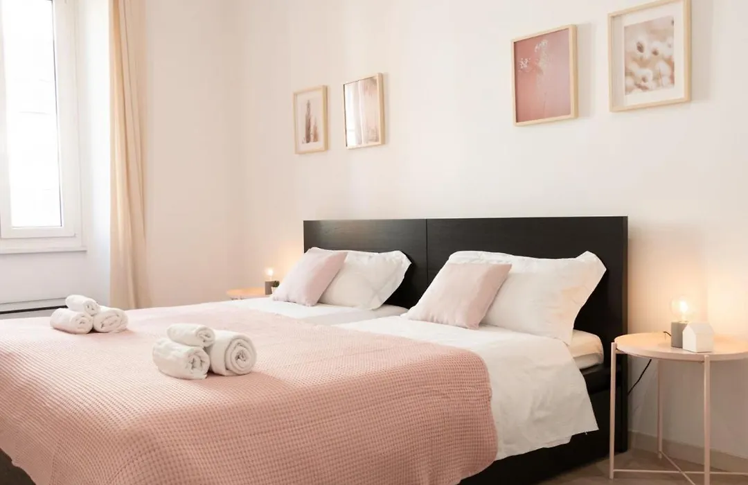 The Best Rent - Spacious Apartment Near Roma Termini Station-1